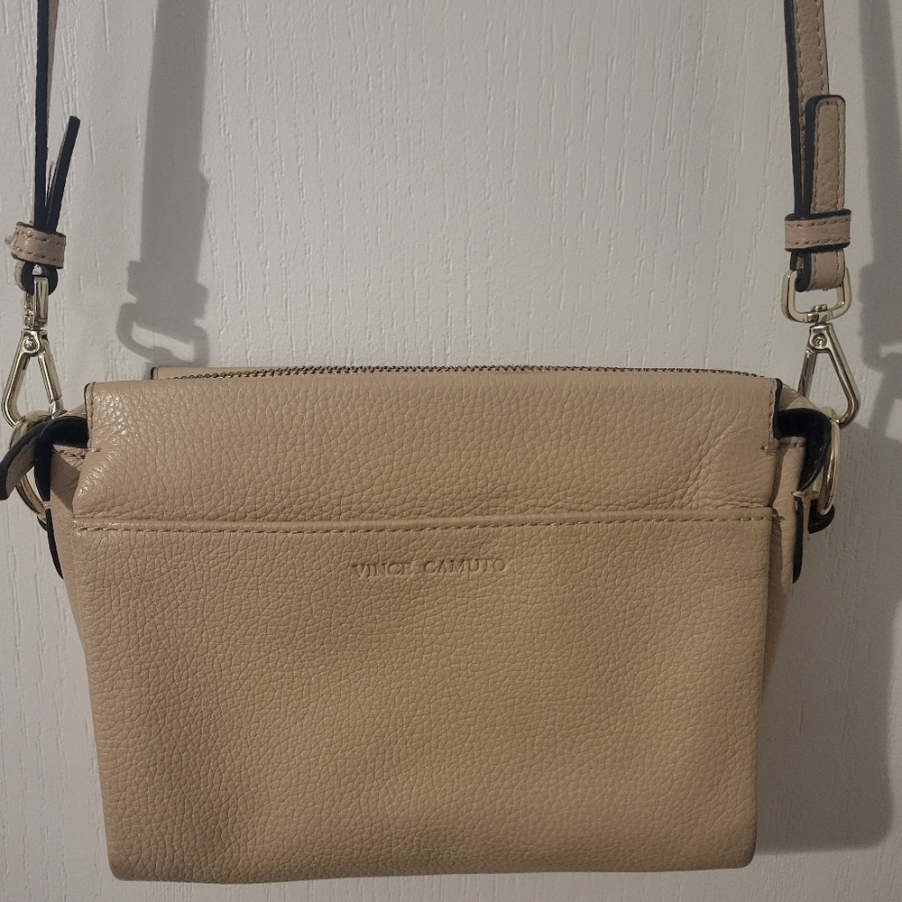 VINCE CAMUTO Pink LEATHER CROSSBODY BAG PURSE
